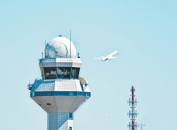 To nie koniec sporów w PAŻP. Po kontrolerach, protestują inni pracownicy