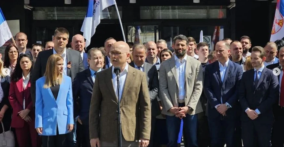 SNS, SPS i Zavetnici predali su zajedničku listu za beogradske izbore