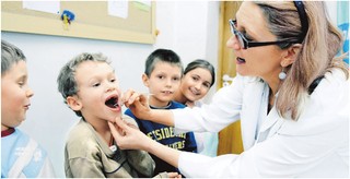 W szkołach bez lekarzy dzieci chorują więcej