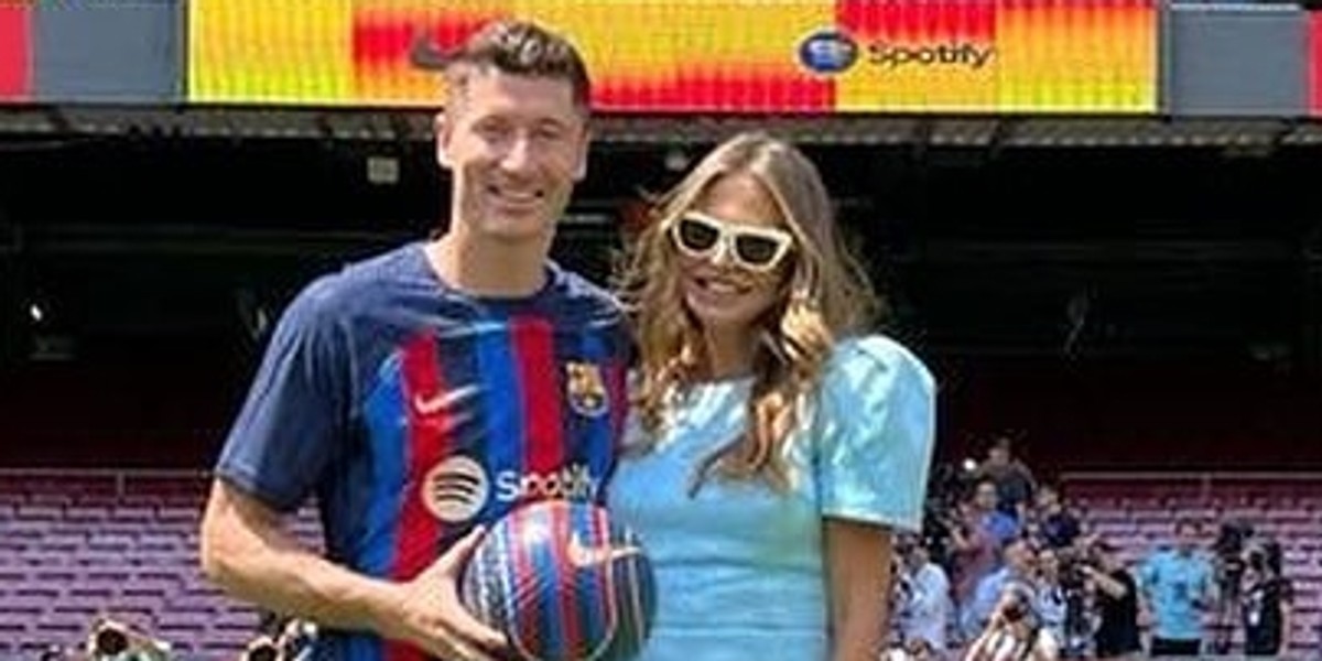 Anna Lewandowska towarzyszyła mężowi na oficjalnej prezentacji Roberta Lewandowskiego na Camp Nou.