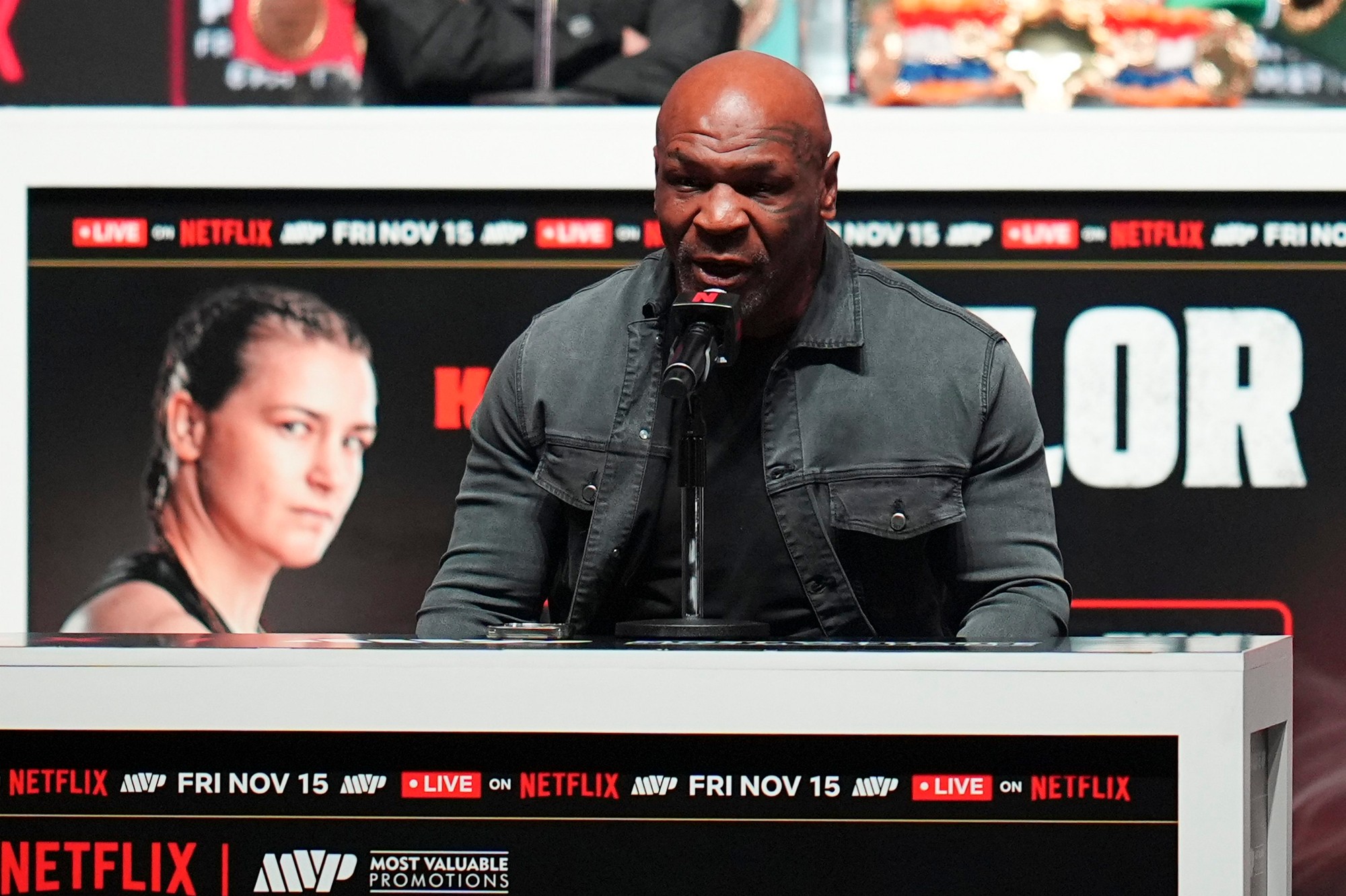 Americký boxer Mike Tyson.