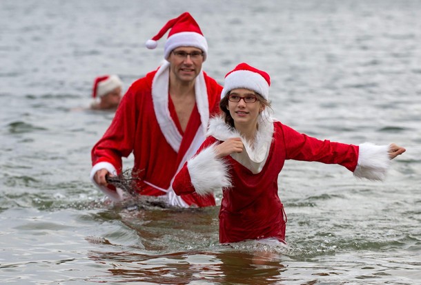 GERMANY TRADITION CHRISTMAS SWIMMING