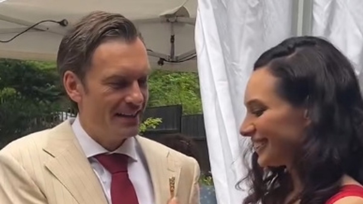 Aktor z "BrzydUli" wziął ślub. Suknia panny młodej zaskakuje