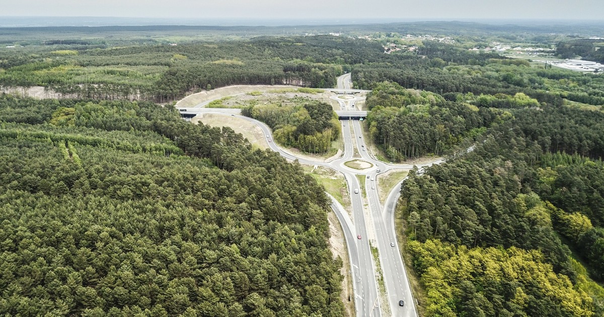 Cesta nikam?  Měl jet z Vratislavi do Prahy, ale najednou zastaví