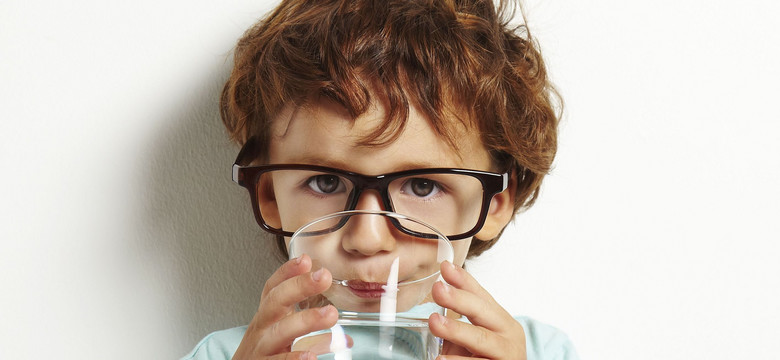 Czy dzieci piją za mało wody?