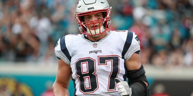 Why Rob Gronkowski wanted to save all his NFL paychecks