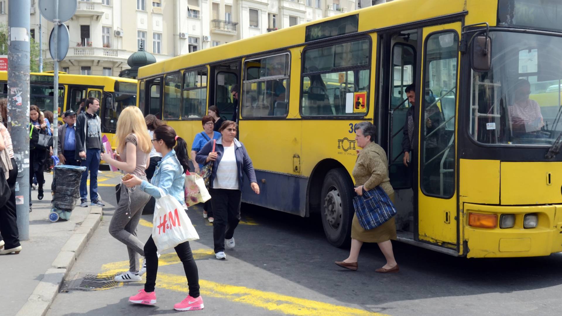Detalj na jednom beogradskom autobusu postao hit na Fejsu