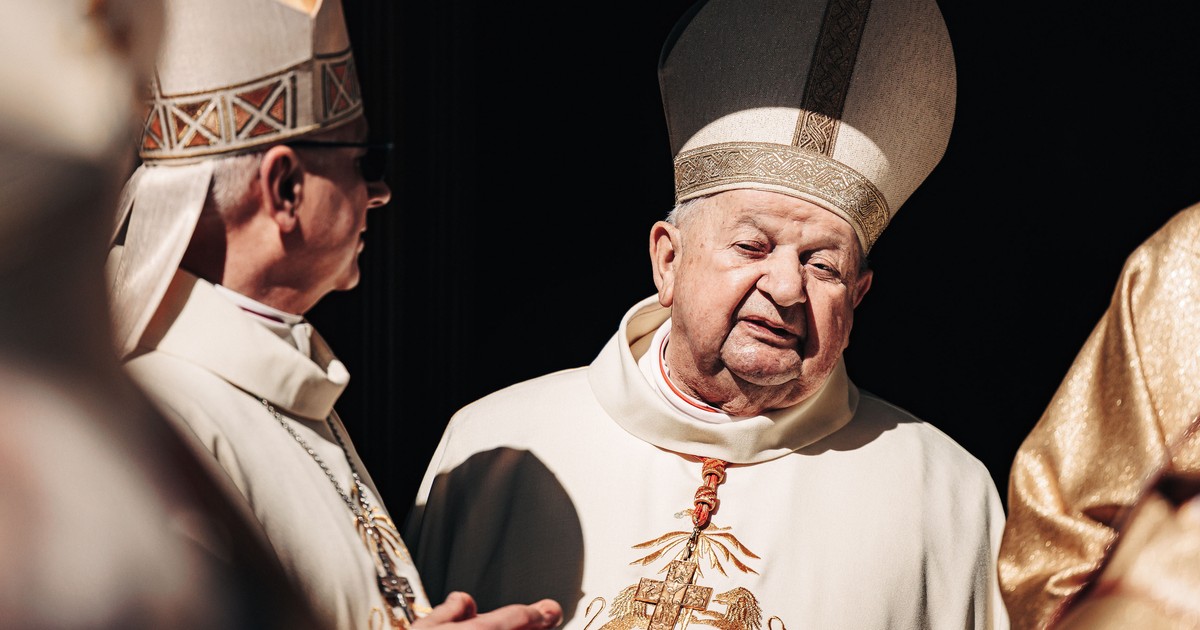 Filtr Stanisława Dziwisza. „Byłoby po rycersku wziąć to na siebie”