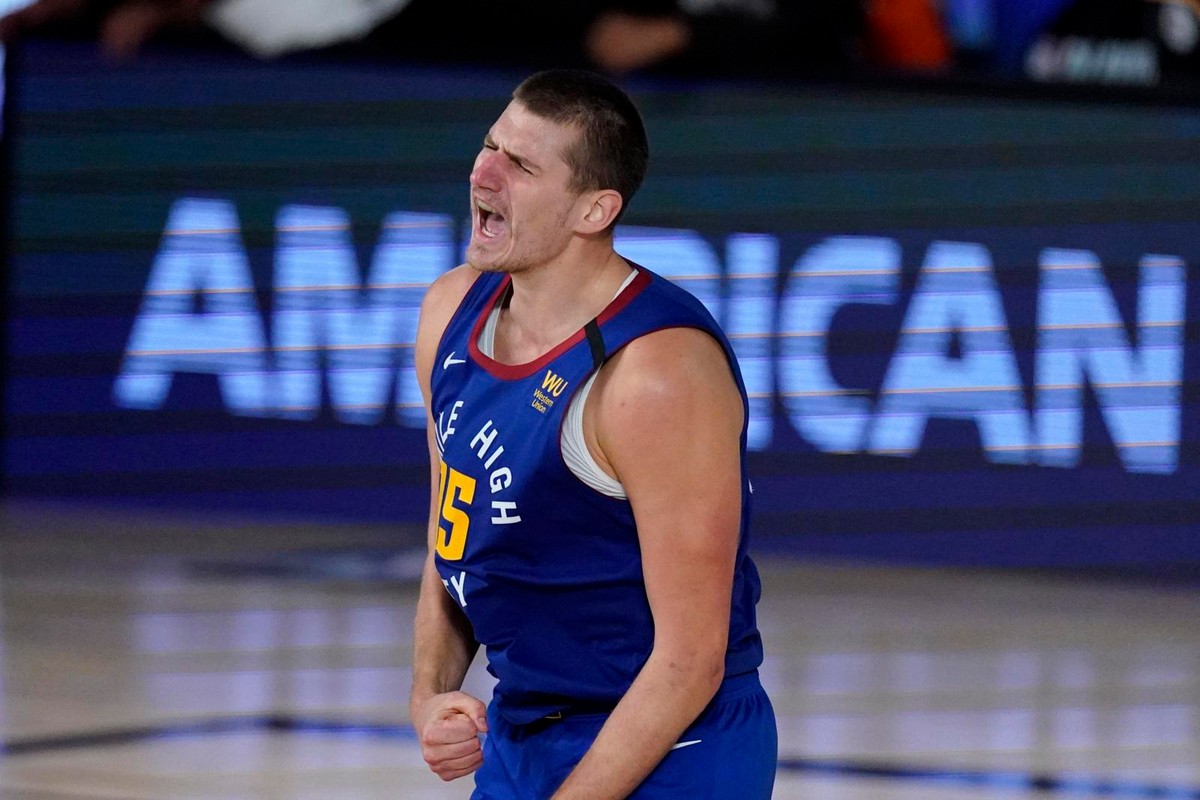 Cuvena Fotografija Je Ponovo Aktuelna Od Debelog Decaka Sa Kojim Niko Nece Na Basket Do Najboljeg Centra Nba Lige Jokic Zivi San Foto