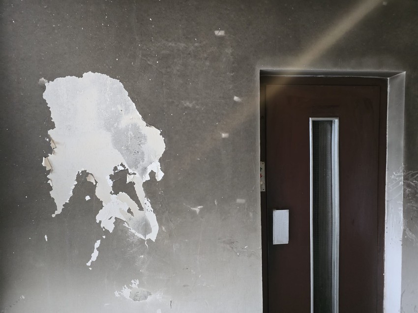 Unutrašnjost zgrade na Novom Beogradu nakon požara