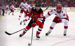 Hurricanes wygrali z Devils w półfinale Konferencji Wschodniej NHL