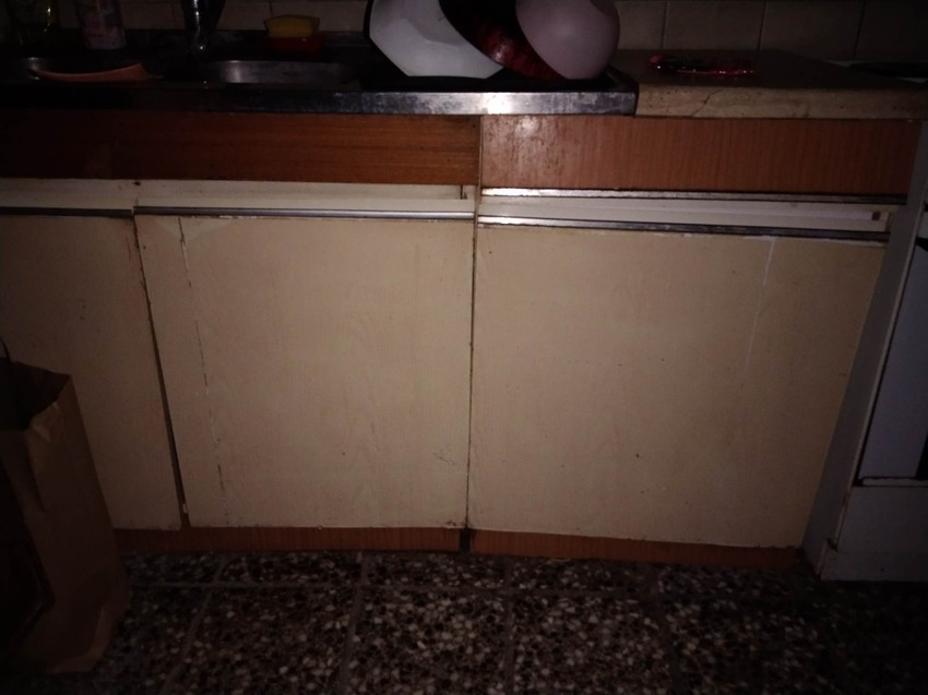 Kuhinja je stara bar 30 decenija