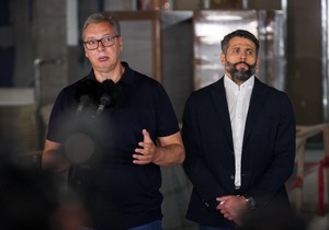 Aleksandar Vučić obilazi radove na izgradnji Univerzitetske dečje klinike Tiršova 2  
