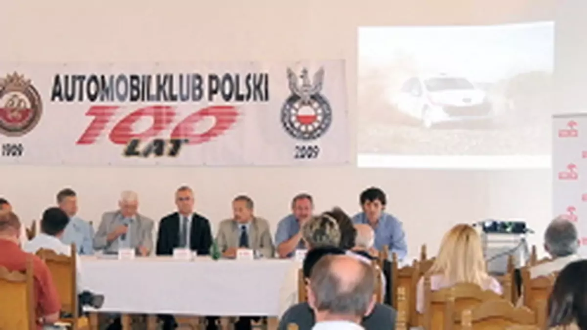 Rajd Orlen 2009: Nicolas Vouilloz w Peugeot 207 RC gwiazdą zawodów w Płocku