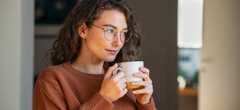 Pumpkin Spice Latte to jesienny hit. Jak zrobić kawę z dynią w domu? [PRZEPIS]