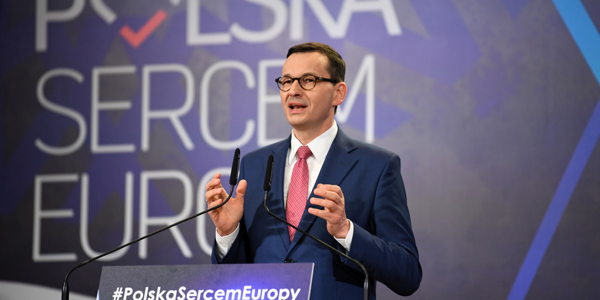 Janusz Lewandowski odniósł się do słów premiera Morawieckiego, który powiedział, że Polsce nie opłaca się dziś przyjmować euro.