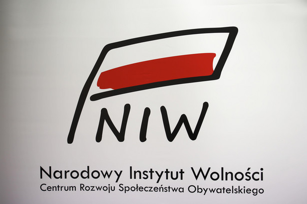 Wiemy kiedy poznamy nowego dyrektora Narodowego Instytutu Wolności. Sprawdź szczegóły!