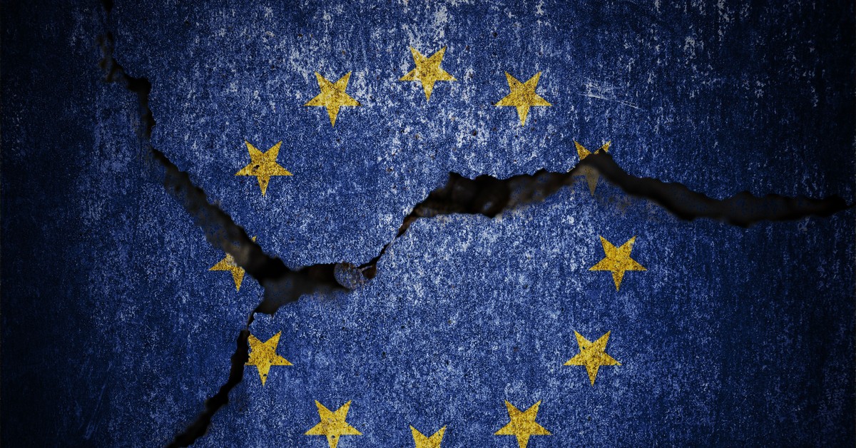 „Kłamstwo założycielskie” UE? Sędzia Szydłowski o tym, jak przemycono odrzuconą "Konstytucję dla Europy"