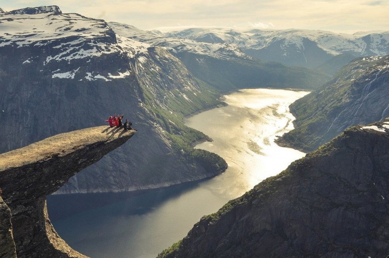 Trolltunga, fot. www.kolemsietoczy.pl/norwegia