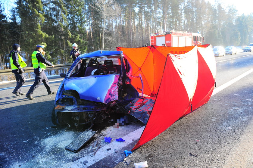 Tragedia pod Olsztynem. Wypadek autobusu z dziećmi. Są ofiary