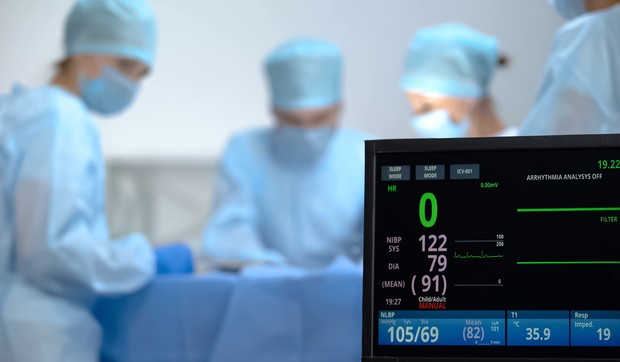 Bez hitne reanimacije ili medicinske pomoći, asistolija je smrtonosna u roku od nekoliko minuta 