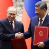 Vladimir Putin i Si Đinping tokom ceremonije potpisivanja dokumenata u Pekingu 20. maja