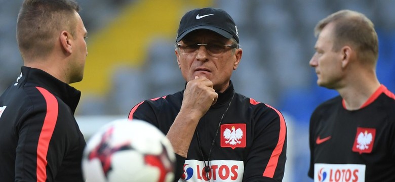 Trener Adam Nawałka: Chcemy od początku kontrolować mecz z Kazachstanem