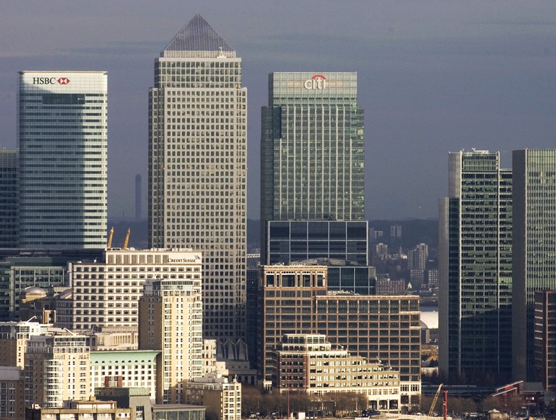 Na zdj. dzielnica finansowa Canary Wharf w Londynie