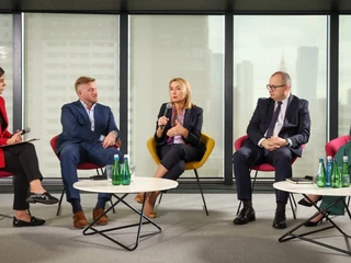 Na zdjęciu od lewej: Aleksandra Galant, dziennikarka i moderatorka, Szczepan Twardoch, pisarz, Iwona Dudzińska, dyrektor Oddziału Citibank Europe w Polsce/MD Citi, Adam Bodnar, b. rzecznik praw obywatelskich oraz Anna Karolska, HR Lead, BAT Digital Business Solutions.