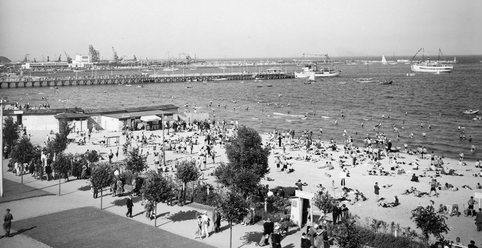 Plaża i port okresie międzywojennym