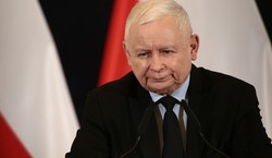 Państwo wciąż z kartonu. Żaden rząd sobie z tym nie poradził [OPINIA]