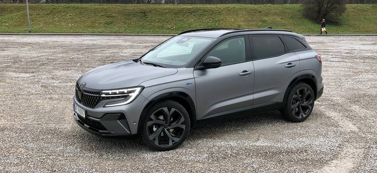 Renault Austral to prawdziwy skok jakościowy. Czy ma jakieś wady?