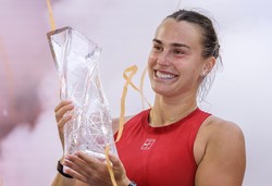 Sabalenka ucieka Świątek. Polka musi gonić liderkę rankingu WTA