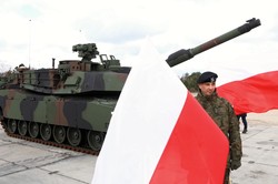 Co jeśli kraj NATO "wyjdzie poza scenariusz"? "Polska byłaby gotowa walczyć za Ukrainę"