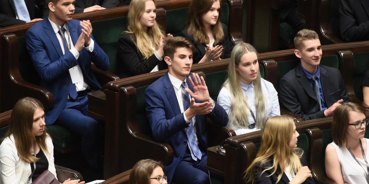 Sejm znów będzie zamknięty. Sejm Dzieci i Młodzieży odwołany