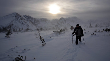 Tatry: bardzo trudne warunki turystyczne i zagrożenie lawinowe