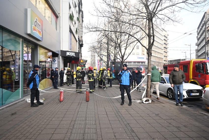  Požar u hotelu na terazijama 