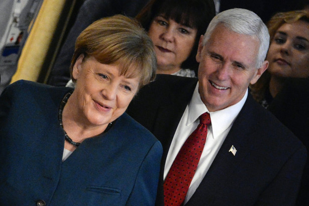 Angela Merkel i Mike Pence