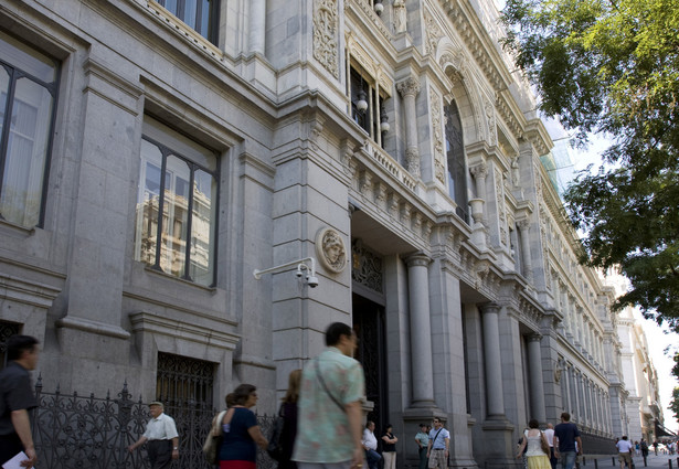 Siedziba banku centralnego Hiszpanii w Madrycie. Fot. Bloomberg