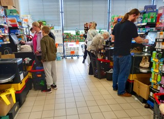 Niedziela handlowa 22.03.2026: sklepy otwarte 22 marca czy obowiązuje zakaz handlu. Czy jutro jest niedziela handlowa?