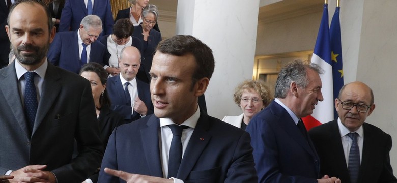 Francja: Protest dziennikarzy w sprawie obsługi podróży nowego prezydenta