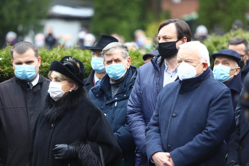 Ostatnia droga Izabelli Sierakowskiej. Znani politycy żegnają zmarłą posłankę