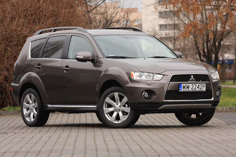 Mitsubishi Outlander CVT czy to wersja dla mieszczuchów?