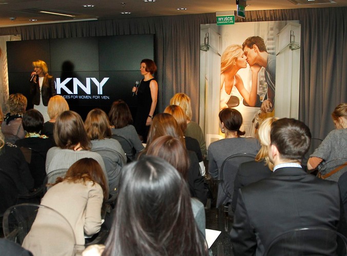 Prezentacja perfum DKNY