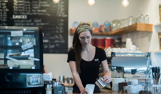 Konobarica - ilustracija