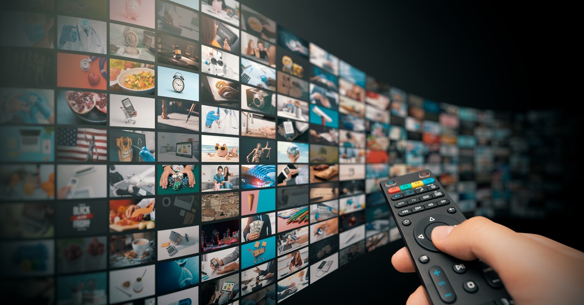 Streaming i płatne usługi wideo. Coraz większa grupa Polaków korzysta z tych usług. Jakie są powody?