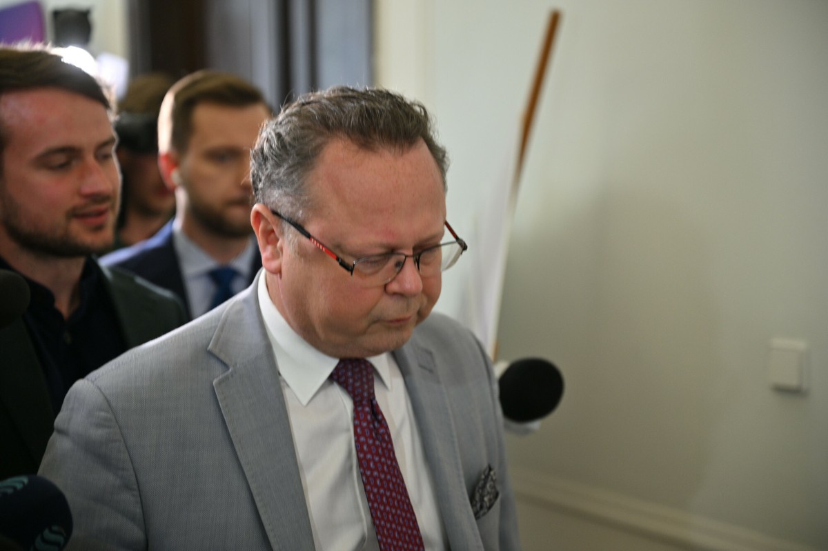 Rekonstrukcja rządu. Andrzej Szejna traci stanowisko