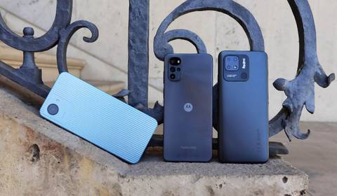 Test tanich smartfonów. Redmi 10C, Realme C30 czy Motorola Moto G22? Który warto wybrać?