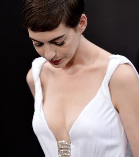 Anne Hathaway