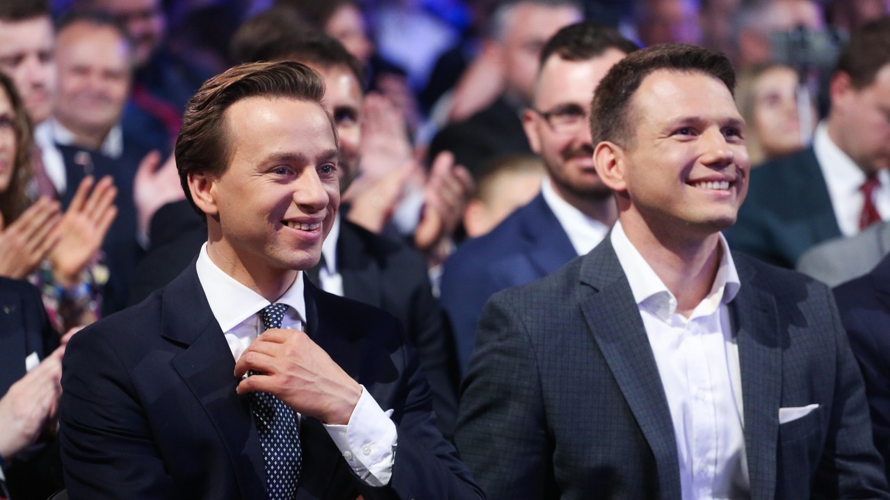 Konfederacja zagrożona rozpadem? Ekspert o "ofertach" wielkich graczy